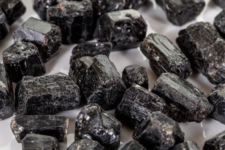 Black Tourmaline healing properties - Aether & Element