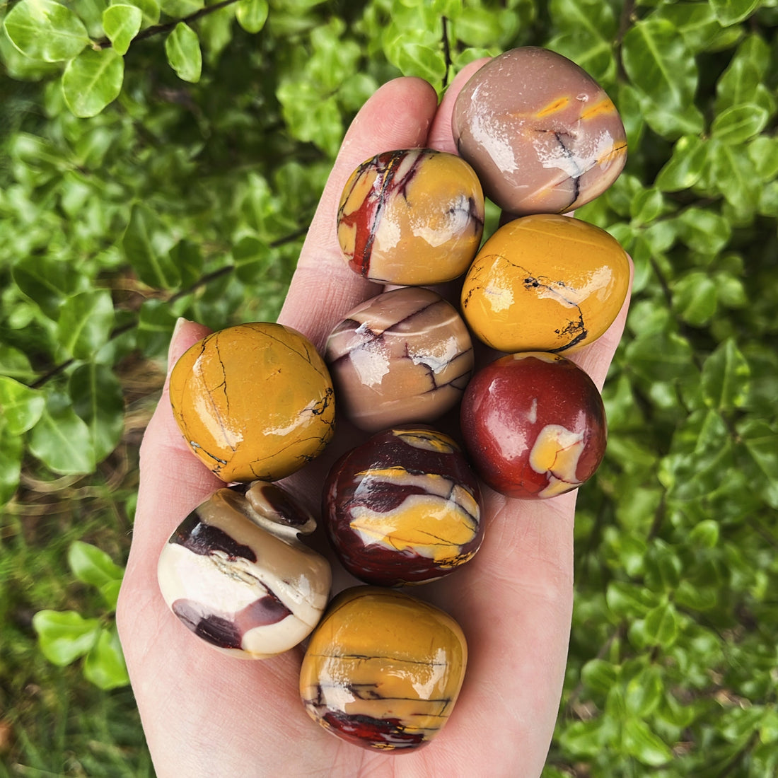 Mookaite healing properties - Aether & Element