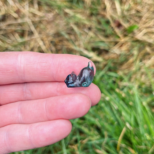 Mini Fluorite Pouncing Cat - Aether & Element